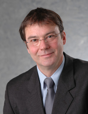 Dr. Joachim Schmitt, Leiter des Projektausschusses der Industrie