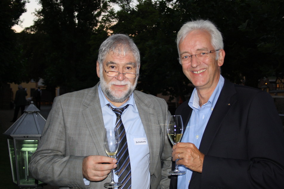 Wiedersehen auf Schloss Vollrads: Prof. Dr. Dr. Peter Schieberle (TU München) und Prof. Dr. Jens Voigt (Hochschule Trier).