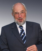Dr. Dr. <b>Friedrich Meuser</b> wurde 1938 in Hahnstätten geboren. - 383-bild-meuser