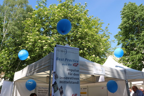 Best Practice aus der IGF: Das FEI-Projekt zur Entkeimung von Eiern mittels Plasmatechnologie, durchgeführt von der Universität Leipzig, dem Leibniz-Institut für Plasmaforschung und Technologie (INP), Greifswald, und dem Leibniz-Institut für Agrartechnik und Bioökonomie (ATB), Potsdam. Best Practice aus der IGF: Das FEI-Projekt zur Entkeimung von Eiern mittels Plasmatechnologie, durchgeführt von der Universität Leipzig, dem Leibniz-Institut für Plasmaforschung und Technologie (INP), Greifswald, und dem Leibniz-Institut für Agrartechnik und Bioökonomie (ATB), Potsdam.