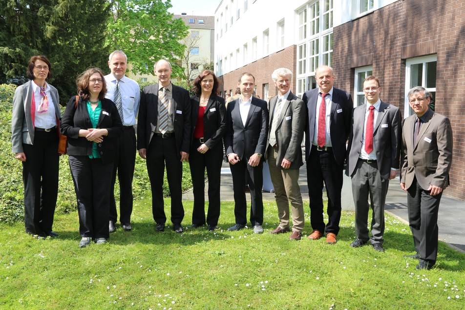 Die Moderatoren und die Referenten des 14. FEI-Kooperationsforums: Prof. Dr. Heike P. Schuchmann, Prof. Dr. Andrea Kruse, Dr. Carsten Zetzl, Prof. Dr. Andreas Schieber, Prof. Dr. Christina Dornack, Dr. Matthias Eisner, Prof. Dr. Ulrich Kulozik, Prof. Dr. Peter Winterhalter,  Dr. Jan-Christoph Stoephasius und Prof. Dr. Antonio Delgado.