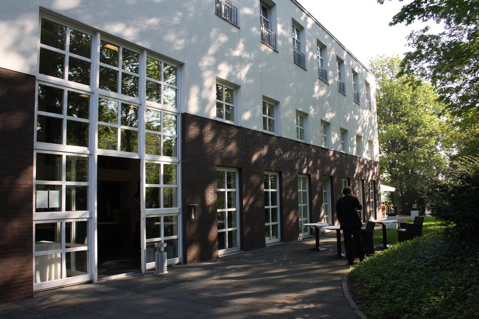 Der Universitätsclub Bonn: Eine Stadtoase mitten in Bonn, in der regelmäßig Veranstaltungen des FEI stattfinden.