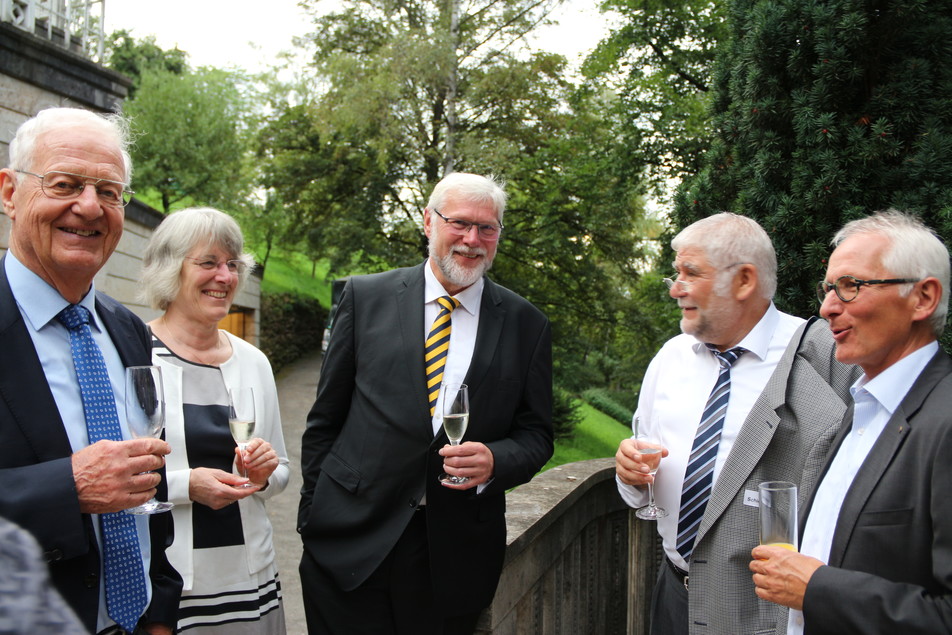 Wiedersehen beim FEI: Prof. Helmar Schubert, Dr. Hanna Spiegel, Dr. Udo Spiegel, Prof. Peter Schieberle und Dr. Bernd Schartmann.