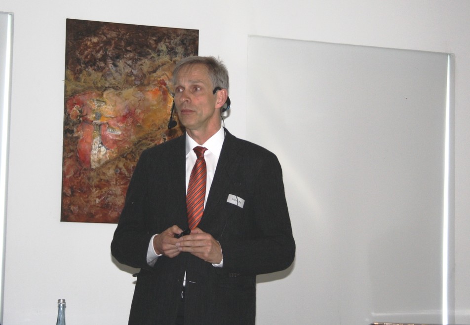 Prof. Jörg Hinrichs