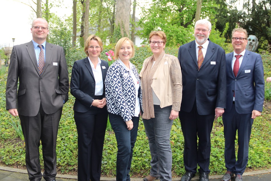 Die TROPHELIA-Jury 2016: Martin Ammann, Christin Haupt, Elke Harms, Gaby Brandenburg, Dr. Udo Spiegel und Dr. Martin Kersten.