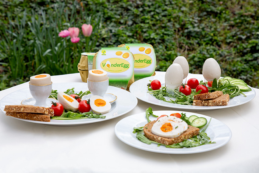 "VonderEgg" ist ein veganes Frühstücks-Ei mit vielfältiger traditioneller Genussmöglichkeit