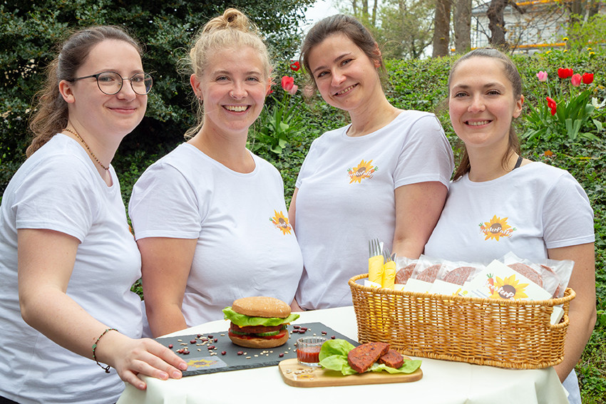 Entwickelt wurde die Produktidee von Paula Rausch, Henrike Höber, Ksenia Kuleshova und Julika Hille (v. l.) von der TU Berlin