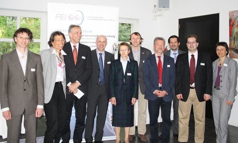 Die Referenten des 10. FEI-Kooperationsforums (von links nach rechts): Dipl.-oec.troph. Hans Braun, Prof. Dr. Heike P. Schuchmann, Prof. Dr. Dr. Jörg Hinrichs, Dr. Oliver Hasselwander, Prof. Dr. Mathilde Kersting, Prof. Dr. Dr. Alfonso Lampen, Moderator Prof. Dr. Peter Stehle, Prof. Dr. Thomas Hofmann, Prof. Dr. Jochen Weiss und Prof. Dr. Dorothee Volkert (es fehlt: RA Peter Loosen).