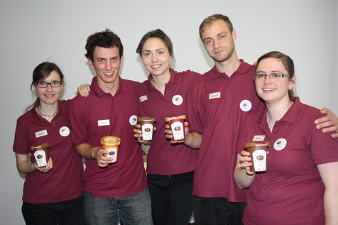 Großartig zum Coffee-to-go: Das Team "goKIT" des Karlsruher Instituts für Technologie entwickelte den "Cookie-to-go" und gewann damit Platz 2. Großartig zum Coffee-to-go: Das Team "goKIT" des Karlsruher Instituts für Technologie entwickelte den "Cookie-to-go" und gewann damit Platz 2.