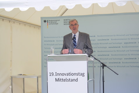 Die Zuhörer bei der Begrüßungsrede der AiF-Präsidentin. Die Zuhörer bei der Begrüßungsrede der AiF-Präsidentin.