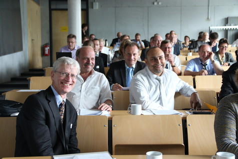 Die Mitglieder des Wissenschaftlichen Ausschusses freuen sich über die guten Forschungsanträge! Die Mitglieder des Wissenschaftlichen Ausschusses freuen sich über die guten Forschungsanträge!