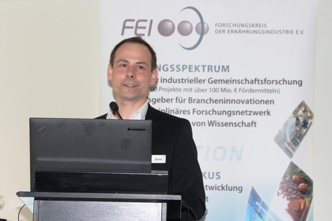 Dr. Matthias Eisner (Hochwald Foods GmbH, Thalfang) führt mit seinem Impulsvortrag in die Thematik ein. Dr. Matthias Eisner (Hochwald Foods GmbH, Thalfang) führt mit seinem Impulsvortrag in die Thematik ein.