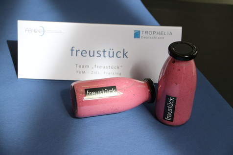 Heute schon gefreustückt? Mit "freustück", dem trinkbaren, vollwertigen Frühstück, gelingt ein freudiger Start in den Tag. Heute schon gefreustückt? Mit "freustück", dem trinkbaren, vollwertigen Frühstück, gelingt ein freudiger Start in den Tag.