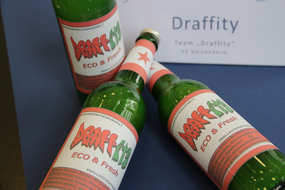 "Draffity" ist eine protein- und ballaststoffreiche Öko-Limonade, die auf Basis von Treber aus der Bierproduktion hergestellt wird.