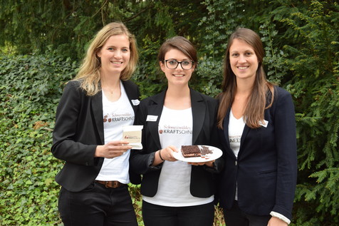 Studieren an der Universität Hohenheim: Die drei Entwicklerinnen der "Schwarzwälder Kraftschnitte". Studieren an der Universität Hohenheim: Die drei Entwicklerinnen der "Schwarzwälder Kraftschnitte".
