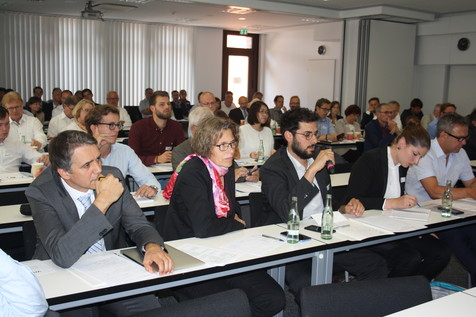 Rund 90 Expertinnen und Experten beraten bei der Sitzung des Wissenschaftlichen Beirats über elf neue Anträge für IGF-Projekte des FEI. Rund 90 Expertinnen und Experten beraten bei der Sitzung des Wissenschaftlichen Beirats über elf neue Anträge für IGF-Projekte des FEI.