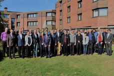Rekordbeteiligung für eine Sitzung eines Projektbegleitenden Ausschusses: Fast 40 Teilnehmerinnen und Teilnehmer sind für das Kick-off-Meeting des fünften DFG/AiF-Clusters des FEI in Bonn zusammen gekommen.