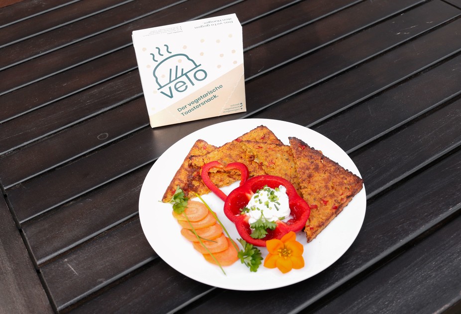 Leg ein veTo gegen den Hunger ein!  Mit dem vegetarischen Toastersnack "veTo" geht das ausgesprochen lecker und gesund!